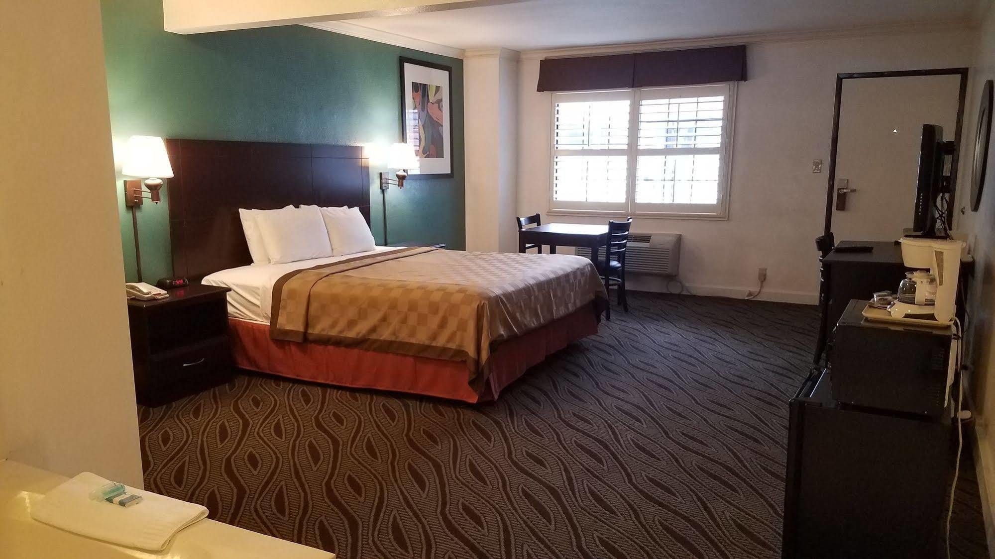לוס אנג'לס Sunset West Hotel, Surestay Collection By Best Western מראה חיצוני תמונה
